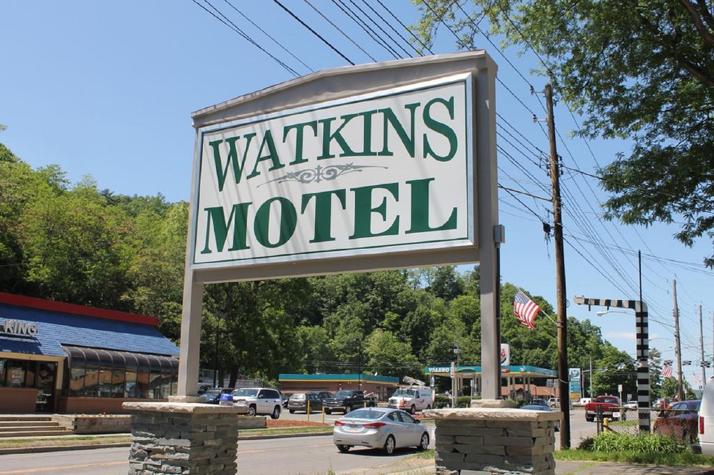 Watkins Motel ワトキンズ・グレン エクステリア 写真